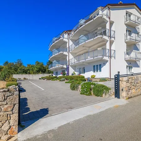 Sunshine E Apartament *