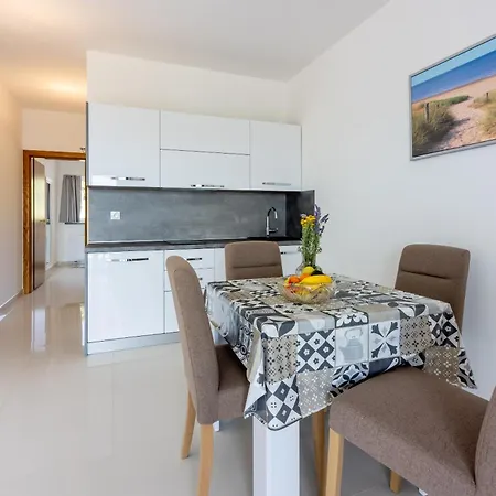 Sunshine E Crikvenica