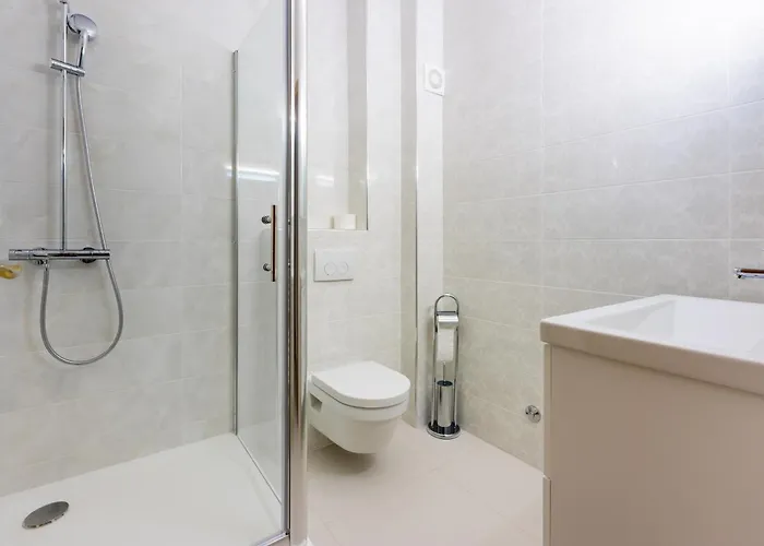 Sunshine E Апартаменты