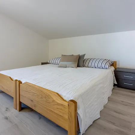 Apartament Sunshine E *