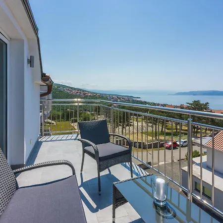 Sunshine E Apartament