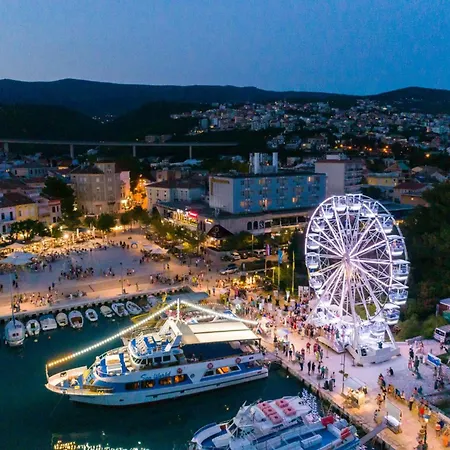 Sunshine E Apartment Crikvenica