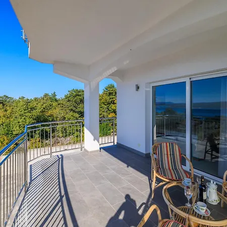 Sunshine E Apartment Crikvenica